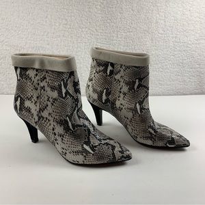 42 Gold Ojai‎ Bootie Leather Snake Print Cuff Pull On Ankle Womens 6 NWOB 7323